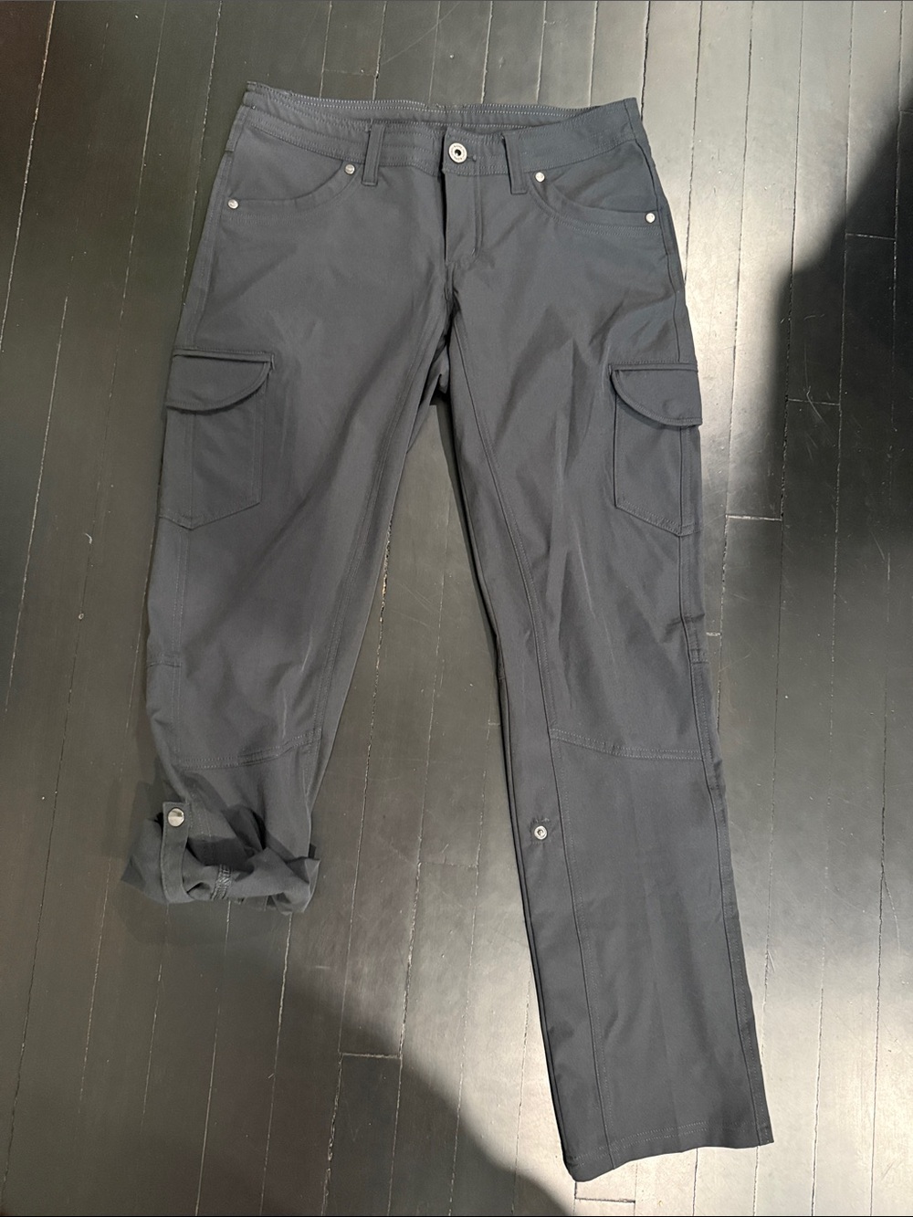 Women’s Dark Gray Cargo Pants - Classic Utility Hiking Pants - Kuhl Size 2 Short